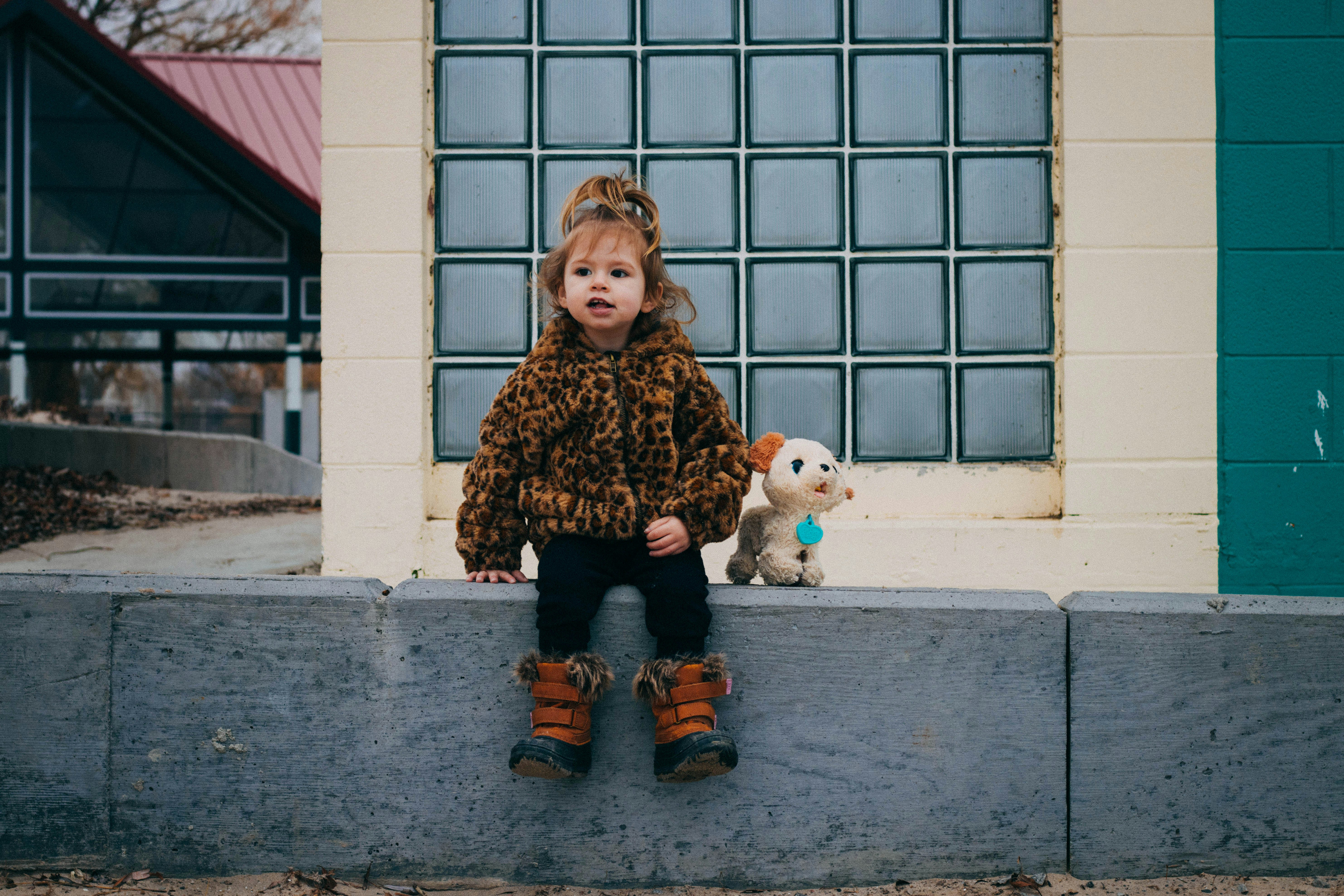 troy-t-Qc514CfbsbU-unsplash family-support-uk